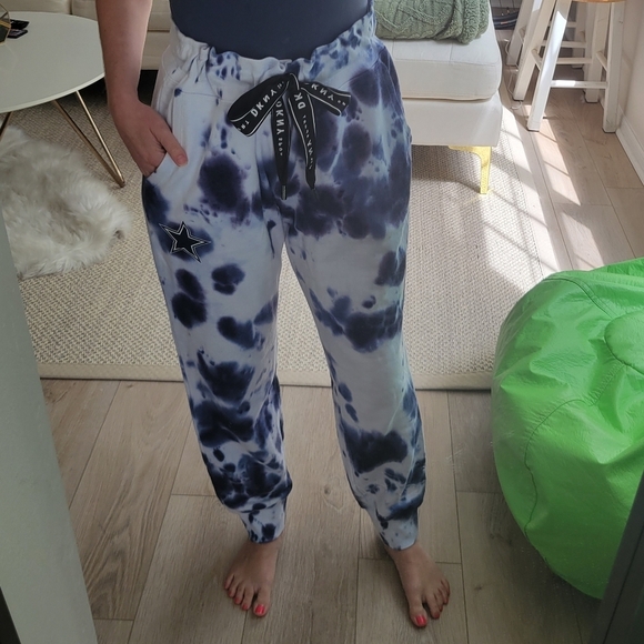 DKNY | Tie Dye Dallas Cowboys Jogger - Picture 4 of 10